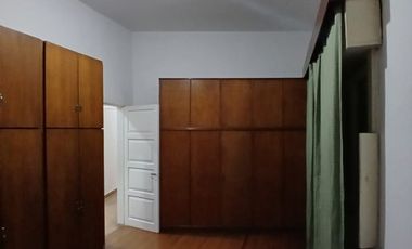 Casa PH en alquiler en Bernal Oeste