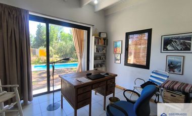 Casa en venta de 3 dormitorios c/ cochera en Lunlunta