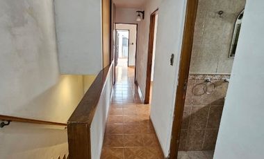 Departamento Tipo Casa en alquiler en Lanus Oeste