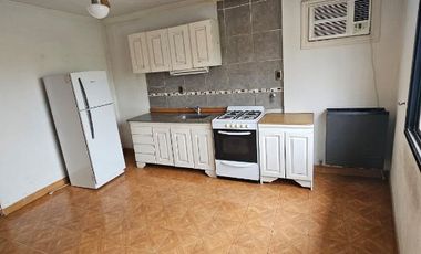 Departamento Tipo Casa en alquiler en Lanus Oeste