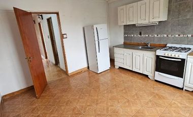 Departamento Tipo Casa en alquiler en Lanus Oeste