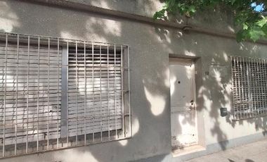 Casa en venta en Quilmes Norte