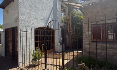 Casa en venta c/ cochera en Rafaela