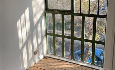 Casa en Arriendo en LORD COCHRANE A CUATRO CUADRAS DE AVENIDA MATTA Y METRO RONDIZZONI