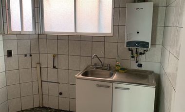 Casa en Arriendo en LORD COCHRANE A CUATRO CUADRAS DE AVENIDA MATTA Y METRO RONDIZZONI