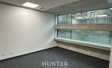 Oficina en Arriendo en Santa Maria / Carolina Rabat.;. Opcion Mobiliario