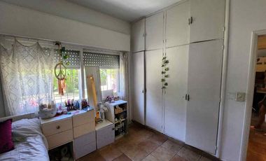 VENTA CASA 5 AMBIENTES PARQUE PISCINA TORTUGUITAS