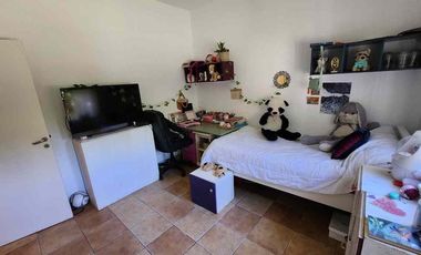 VENTA CASA 5 AMBIENTES PARQUE PISCINA TORTUGUITAS