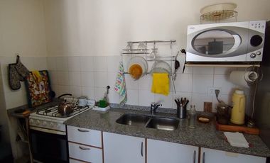 ALQUILER 1 DORM totalmente AMOBLADO, B° CENTRO