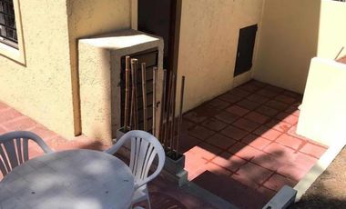 Casa en venta - 4 Dormitorios 4 Baños - 720Mts2 - Mar Azul