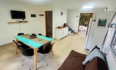 Casa en venta - 4 Dormitorios 4 Baños - 720Mts2 - Mar Azul