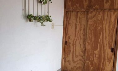 Departamento en venta - 2 Dormitorios 1 Baño - 84Mts2 - Bernal Oeste