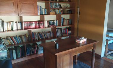 Casa en venta - 3 Dormitorios 2 Baños - Cochera - 680mts2 - San Miguel Del Monte