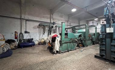 VENTA GALPÓN HORMIGÓN LANÚS OESTE