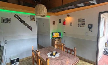 Departamento en venta - 2 Dormitorios 1 Baño - Aguas Verdes