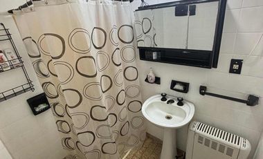 Departamento en venta - 2 Dormitorios 1 Baño - Aguas Verdes