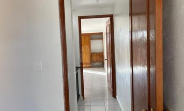 Casa en venta, 4 recámaras, 1.5 baños, cocina, sala comedor, área de lavado, portón eléctrico