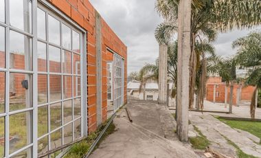 Venta Terreno Triple Frente en Castelar - Toma Permuta - Ideal inversor