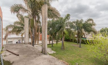 Venta Terreno Triple Frente en Castelar - Toma Permuta - Ideal inversor