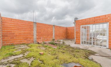 Venta Terreno Triple Frente en Castelar - Toma Permuta - Ideal inversor