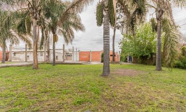 Venta Terreno Triple Frente en Castelar - Toma Permuta - Ideal inversor