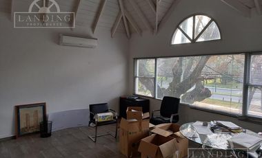 Oficina en venta en  Dardo Rocha con dos cocheras cubiertas Inmejorable ubicación en zona