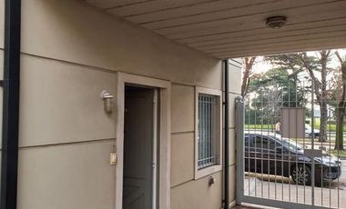 Oficina en venta en  Dardo Rocha con dos cocheras cubiertas Inmejorable ubicación en zona