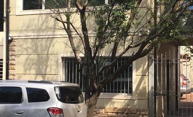 Oficina en venta en  Dardo Rocha con dos cocheras cubiertas Inmejorable ubicación en zona