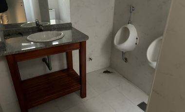 Oficina en Microcentro