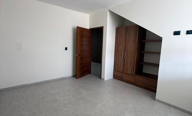 ESTRENA RESIDENCIA EN VENTA CON ROOF EN ST. ANGELO RESIDENCE NORPONIENTE AGS.