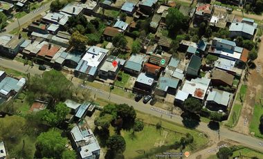 Casa en venta - 3 Dormitorios 1 Baño - Cochera - 400Mts2 - Claypole