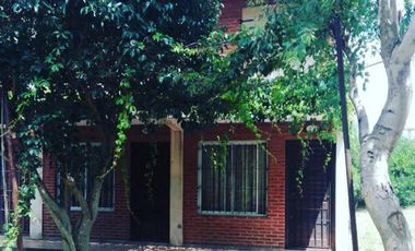 Casa en venta - 9 Dormitorios 8 Baños - Cocheras - 400Mts2 - Las Toninas