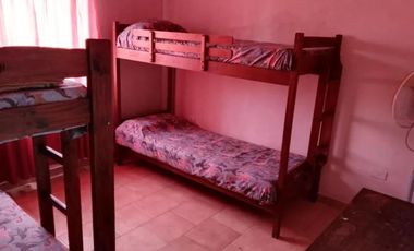 Casa en venta - 9 Dormitorios 8 Baños - Cocheras - 400Mts2 - Las Toninas