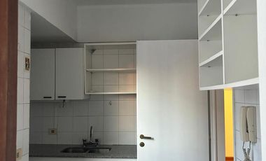 Luminoso departamento en alquiler