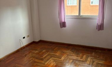 Luminoso departamento en alquiler