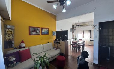 EXCELENTE PH 3 AMB CON TERRAZA Y QUINCHO SIN EXPENSAS