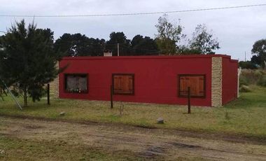 Casa en venta - 3 Dormitorios 1 Baño - Cochera - 495Mts2 - Barrio Hípico, Mar de Ajó