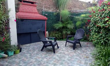 PH en venta - 3 Dormitorios 2 Baños - 181Mts2 - Quilmes