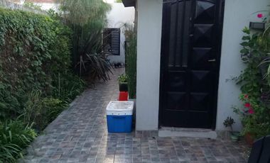 PH en venta - 3 Dormitorios 2 Baños - 181Mts2 - Quilmes