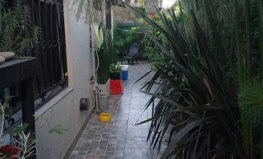 PH en venta - 3 Dormitorios 2 Baños - 181Mts2 - Quilmes