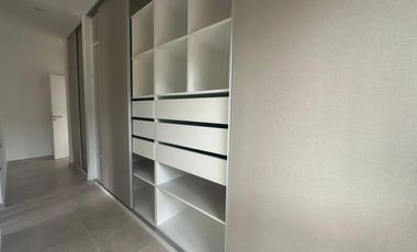 Casa en venta - 3 Dormitorios 3 Baños - 934Mts2 - Pinamar
