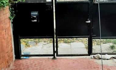 Casas en venta - 6 Dormitorios 4 Baños - Cochera - 350Mts2 -