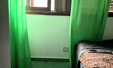 Casas en venta - 6 Dormitorios 4 Baños - Cochera - 350Mts2 -