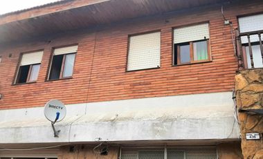 Casas en venta - 6 Dormitorios 4 Baños - Cochera - 350Mts2 -