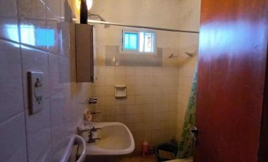 Casa en venta - 4 Dormitorios 2 Baños - 220mts2 - San Clemente del Tuyú