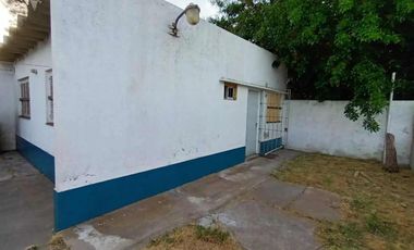 Casa en venta - 4 Dormitorios 2 Baños - 220mts2 - San Clemente del Tuyú