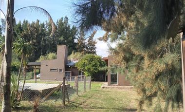 Casa en venta - 3 Dormitorios 3 Baños - La Plata