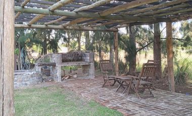 Casa en venta - 3 Dormitorios 3 Baños - La Plata