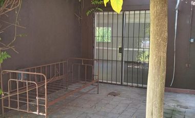 Casa en venta - 3 Dormitorios 3 Baños - La Plata