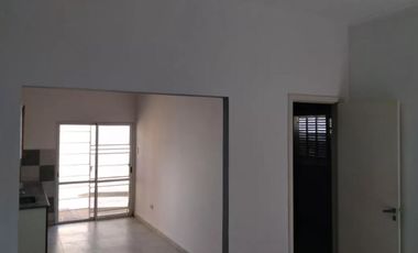 Casa en venta - 1 Dormitorio 1 Baño - Cochera - 131Mts2 - Berisso